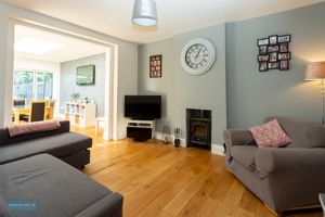 Family Room- click for photo gallery